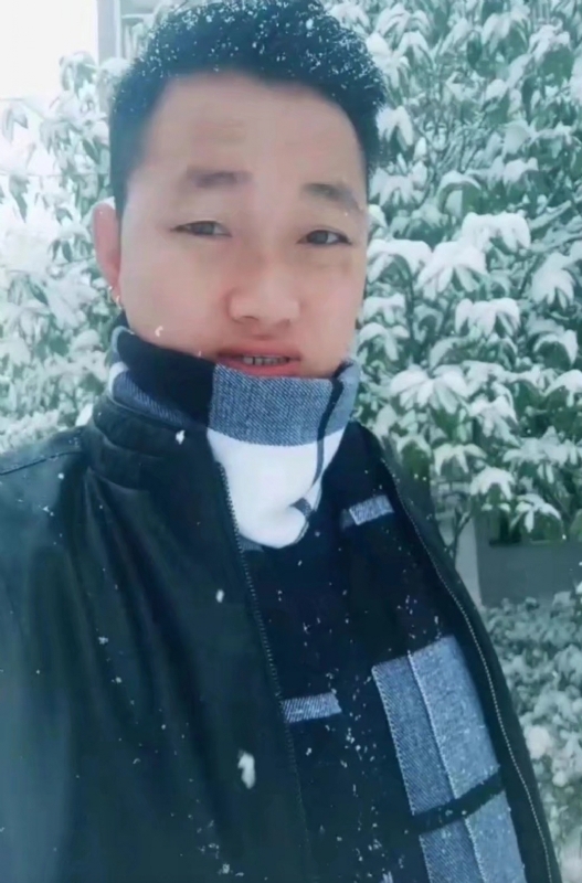 为爱拼一回的第一张照片--滨州相亲服务中心