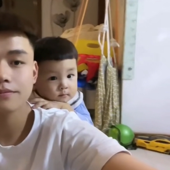 嘻嘻嘻的第一张照片--滨州相亲服务中心