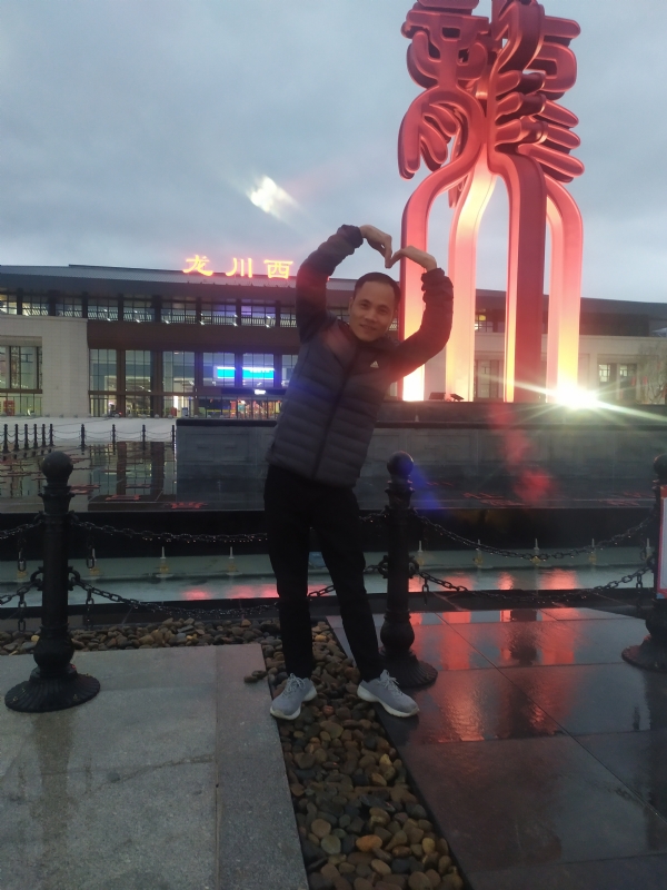 只为遇见你的第一张照片--滨州相亲服务中心