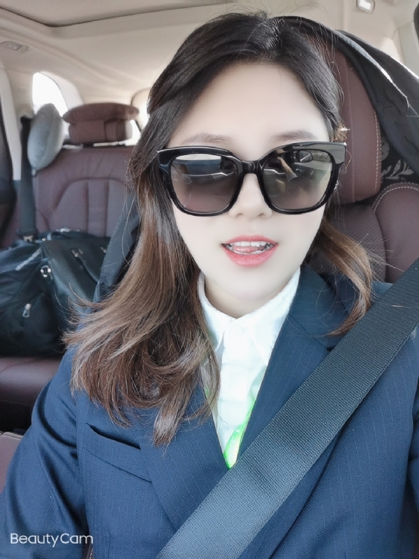 湖南妹子在深圳的第二张照片--滨州相亲服务中心