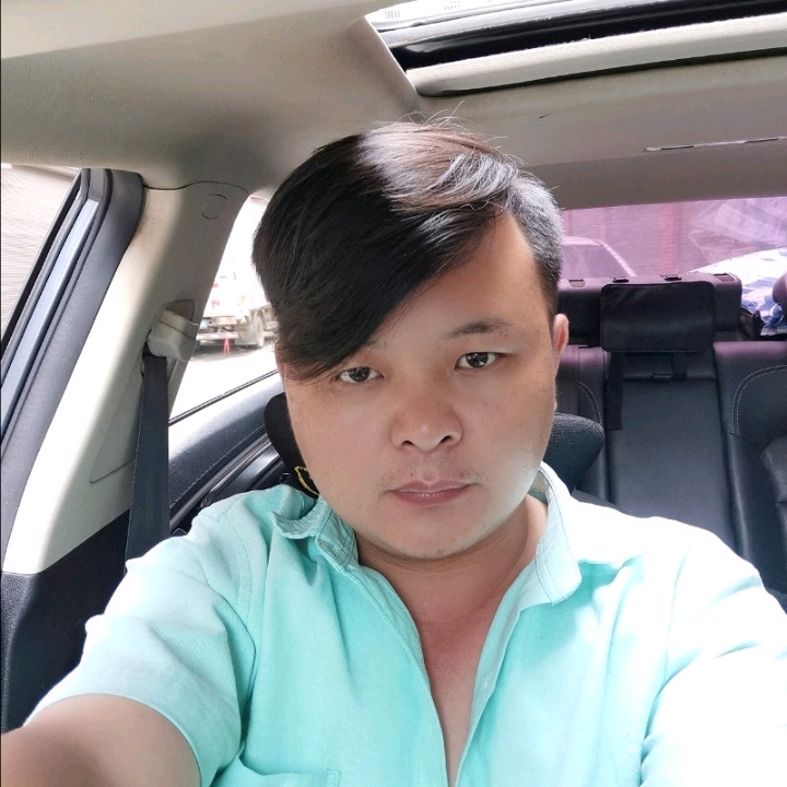 想家大黄蜂的第一张照片--滨州相亲服务中心