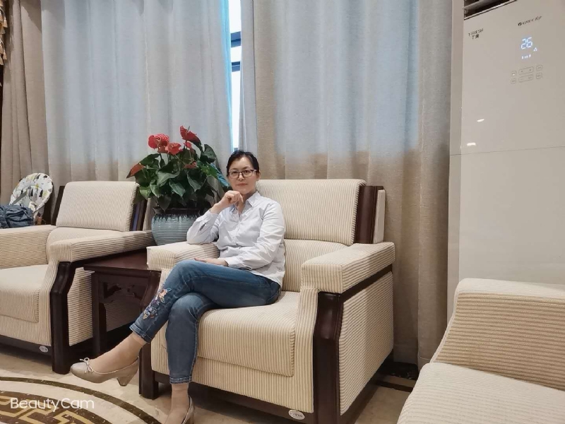 秋水伊人的第一张照片--滨州相亲服务中心