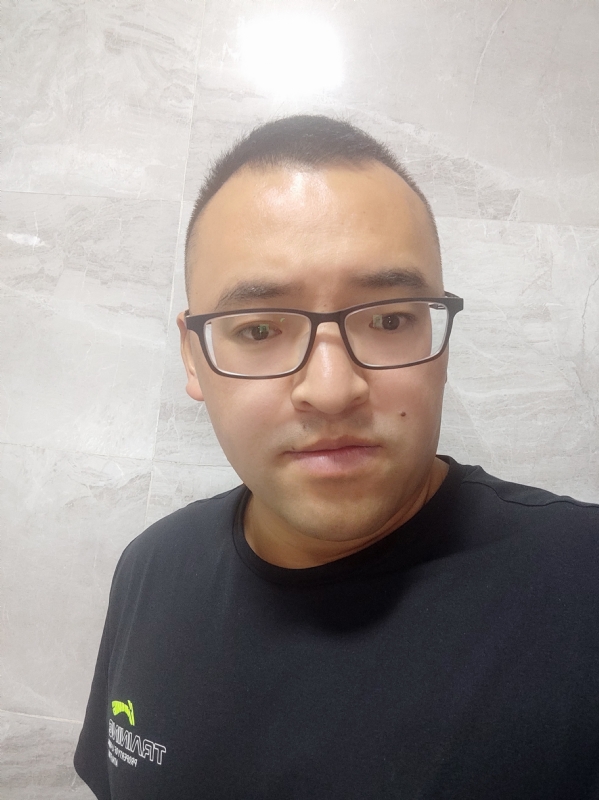 只愿得一人心的第三张照片--滨州相亲服务中心