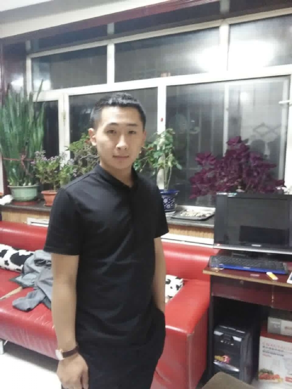 余生层楼的第一张照片--滨州相亲服务中心