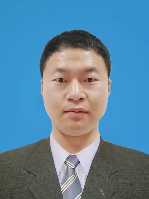 雨哥的第一张照片--滨州相亲服务中心