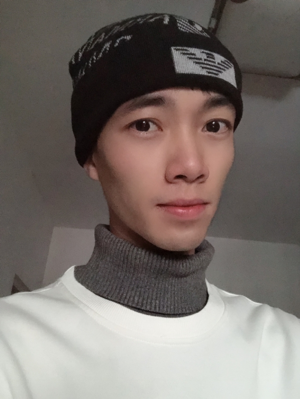 小良先生的第一张照片--滨州相亲服务中心