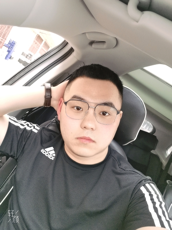 海阔天空的第一张照片--滨州相亲服务中心