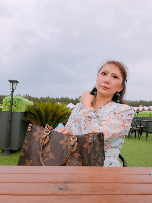 鸿运来的第一张照片--滨州相亲服务中心