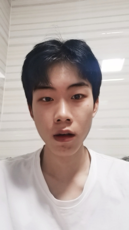 嘿的第一张照片--滨州相亲服务中心