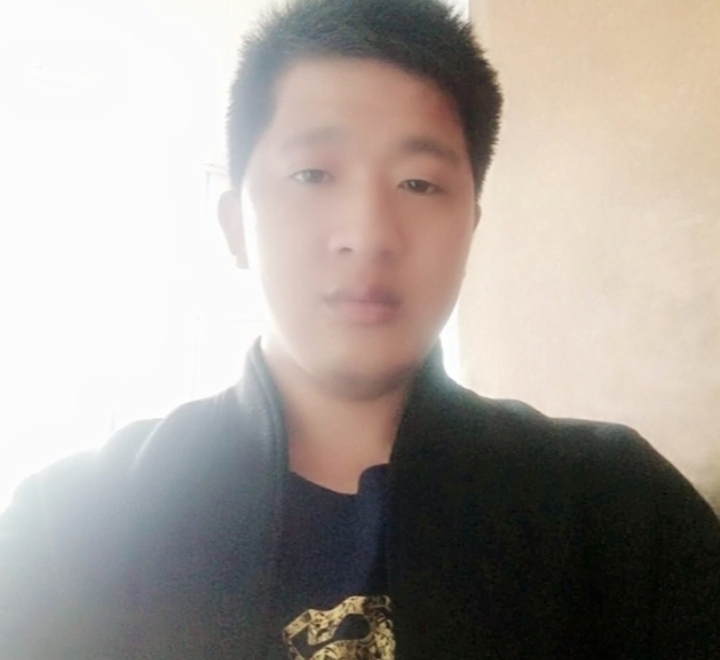 形影不离的第一张照片--滨州相亲服务中心