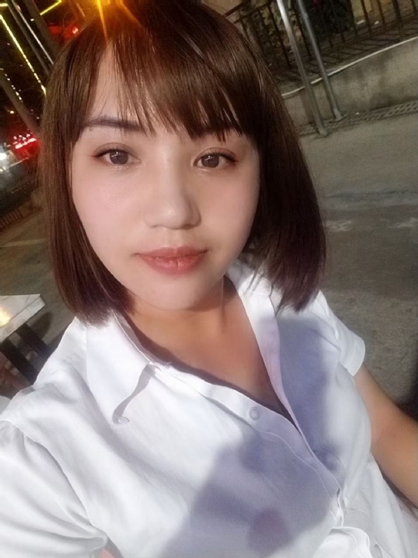 CC的第二张照片--滨州相亲服务中心