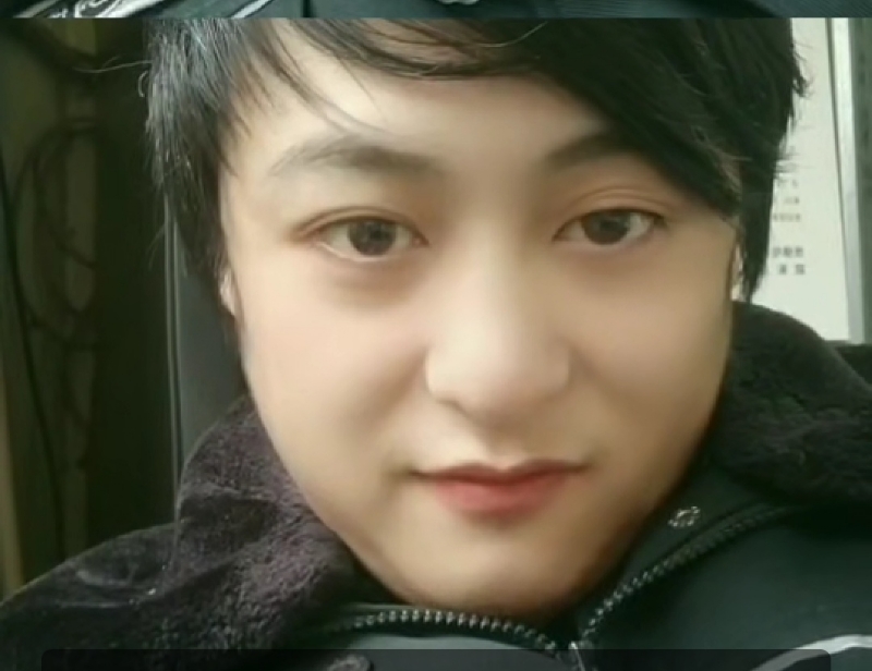 小玮的第二张照片--滨州相亲服务中心