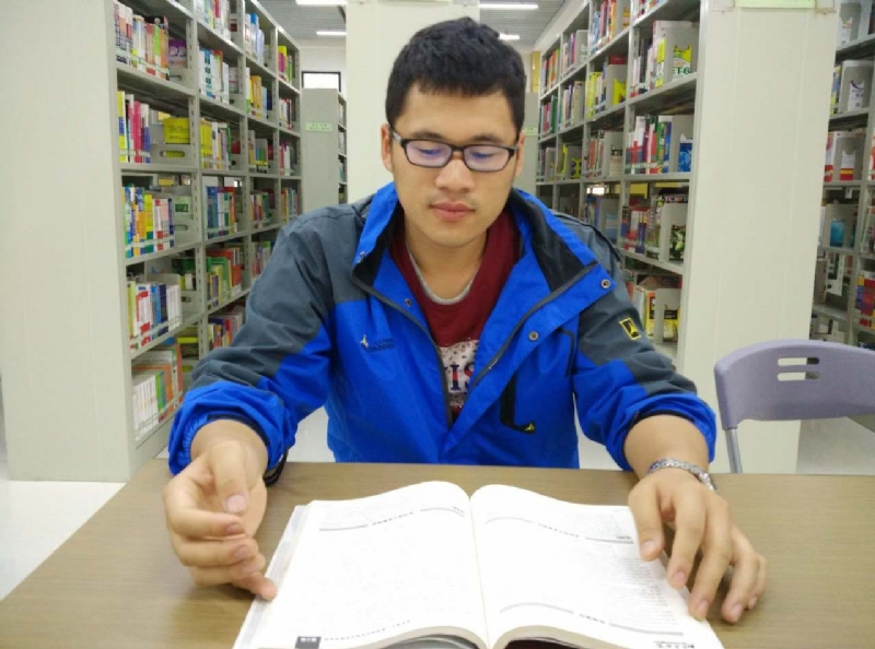 鲮的第四张照片--滨州相亲服务中心