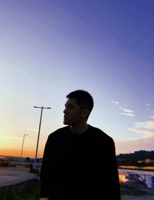 只抽半根煙的第二张照片--滨州相亲服务中心