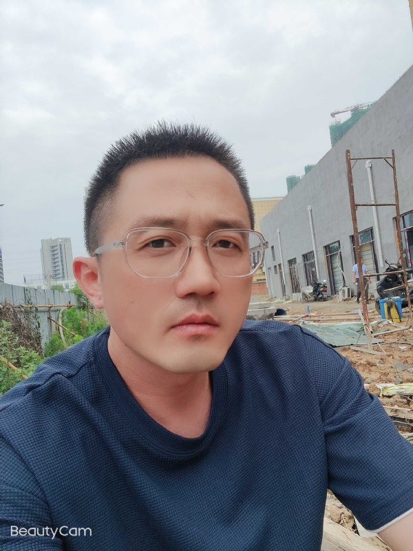 清风烈酒的第二张照片--滨州相亲服务中心