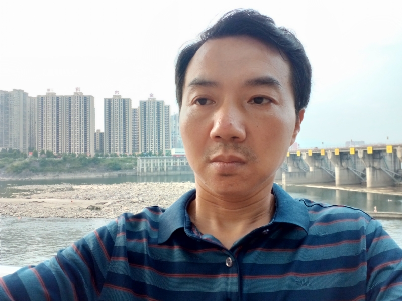 yangguang的第一张照片--滨州相亲服务中心