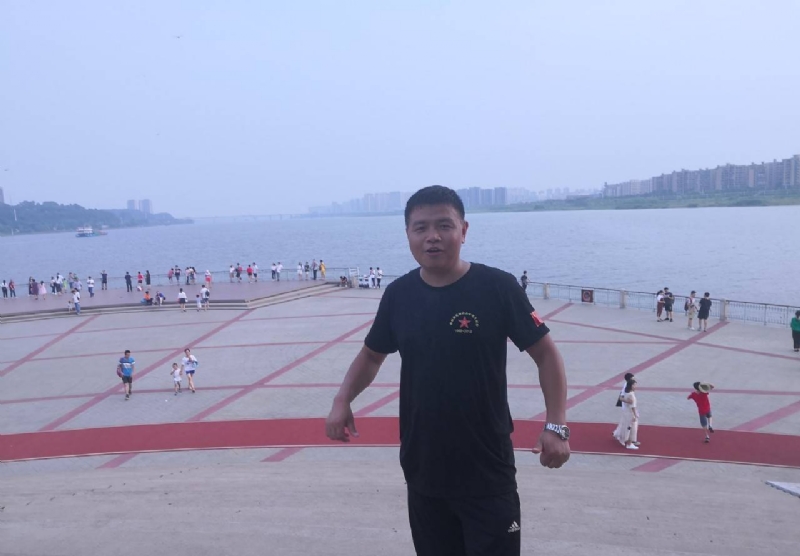 曾经心疼的我的第一张照片--滨州相亲服务中心