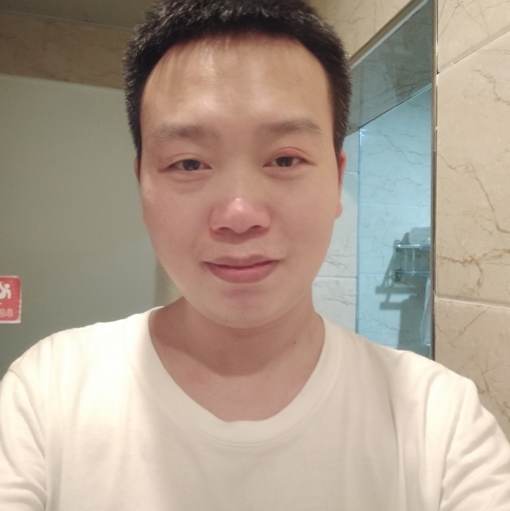 杯中酒的第一张照片--滨州相亲服务中心