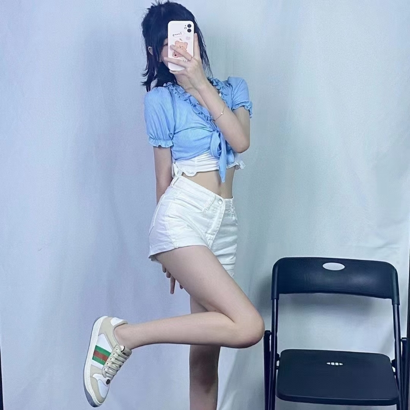 宝宝的第一张照片--滨州相亲服务中心