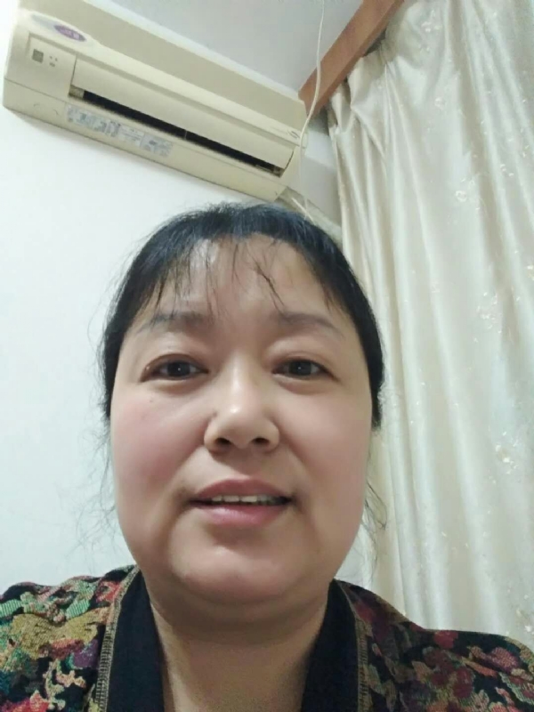 雨中漫步的第一张照片--滨州相亲服务中心