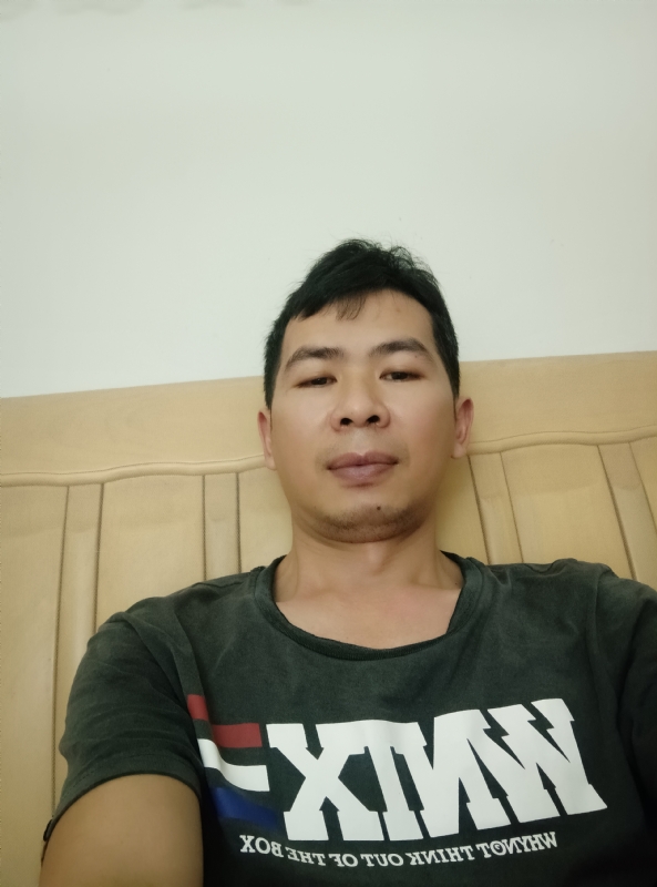 小伙子的第四张照片--滨州相亲服务中心