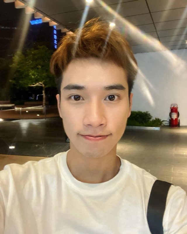 油菜花的第一张照片--滨州相亲服务中心