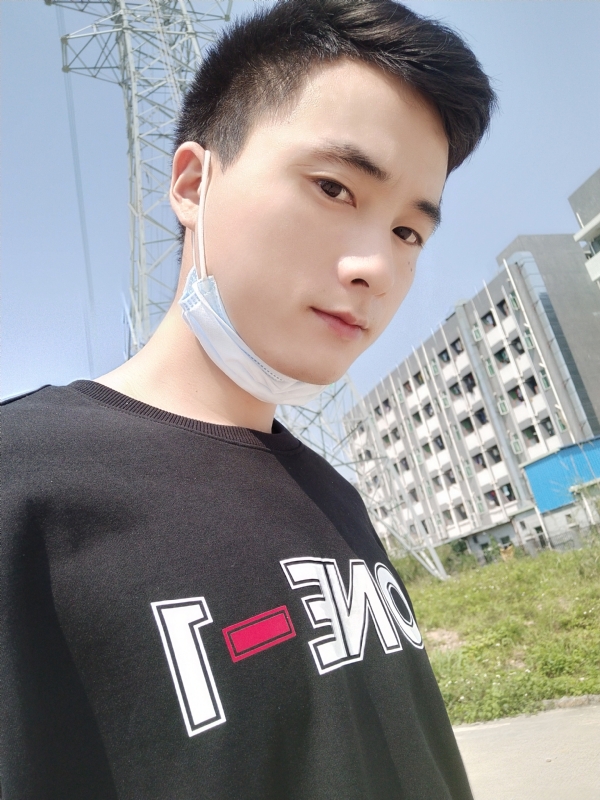 何凡的第一张照片--滨州相亲服务中心