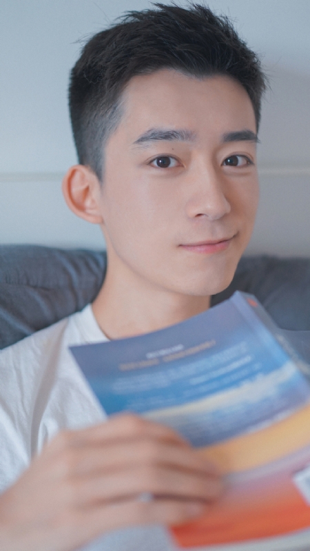 顾飞的第二张照片--滨州相亲服务中心