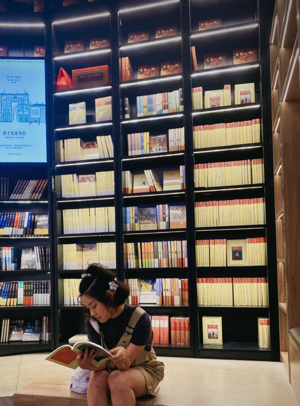 佳妹的第一张照片--滨州相亲服务中心