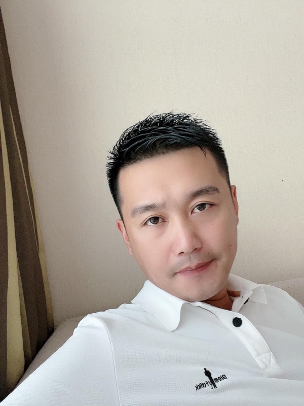 笑望人非的第一张照片--滨州相亲服务中心