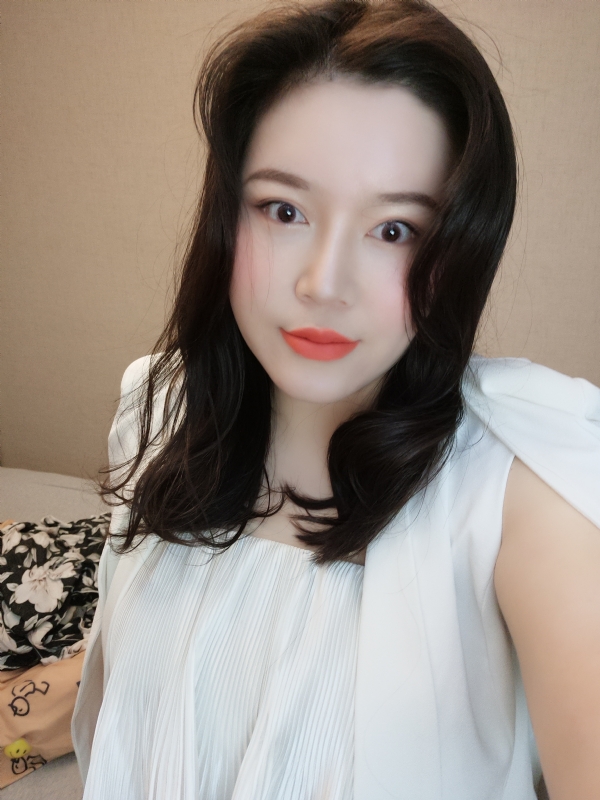 璐璐的第一张照片--滨州相亲服务中心