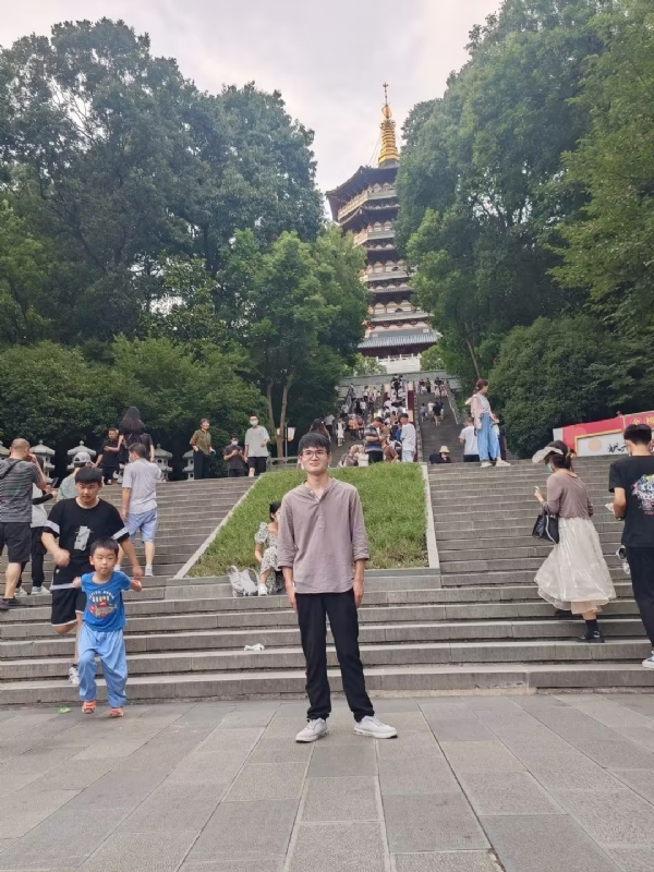 阳光男孩的第二张照片--滨州相亲服务中心