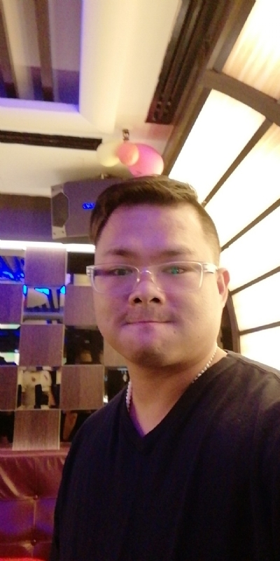 单名一个伟的第一张照片--滨州相亲服务中心