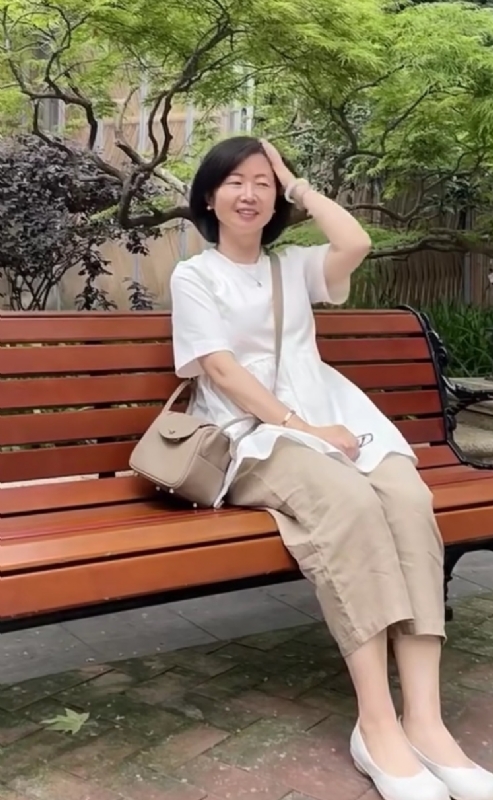 千年老母猪的第五张照片--滨州相亲服务中心