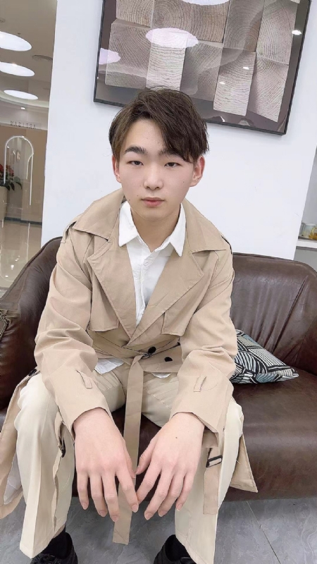 啊哲的第二张照片--滨州相亲服务中心