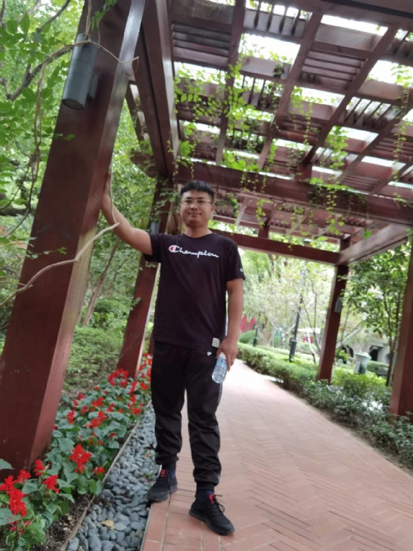 会飞的鱼的第三张照片--滨州相亲服务中心