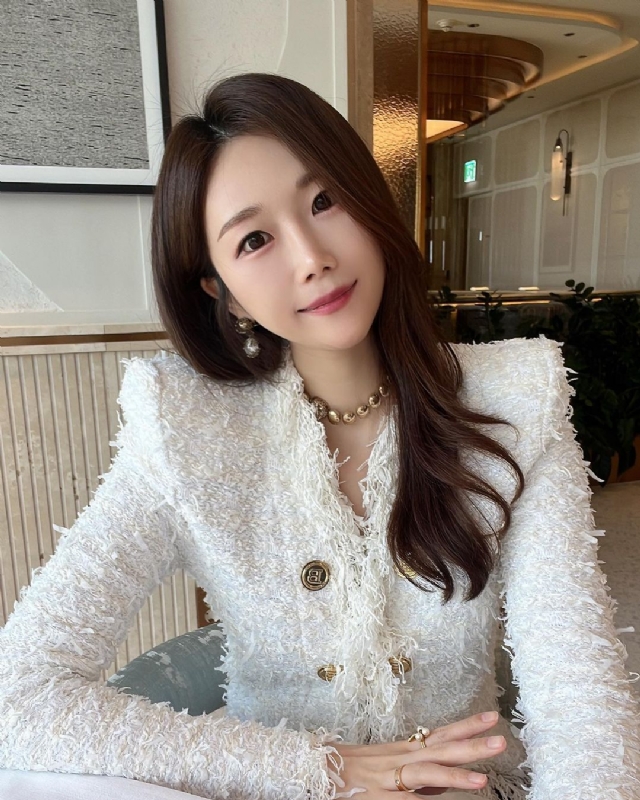 惠然的第一张照片--滨州相亲服务中心