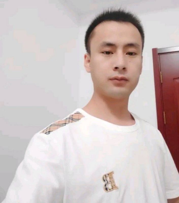 海阔天空的第一张照片--滨州相亲服务中心