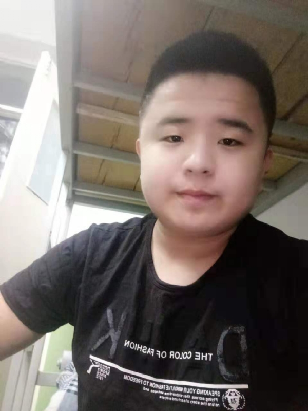 打小就爱淘气的第一张照片--滨州相亲服务中心