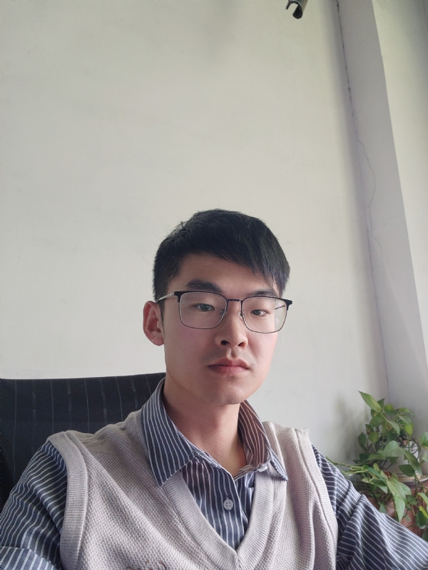 琉璃的第一张照片--滨州相亲服务中心