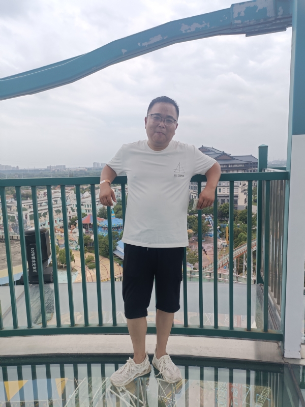 飞哥的第一张照片--滨州相亲服务中心