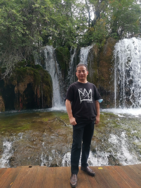 任君君的第一张照片--滨州相亲服务中心