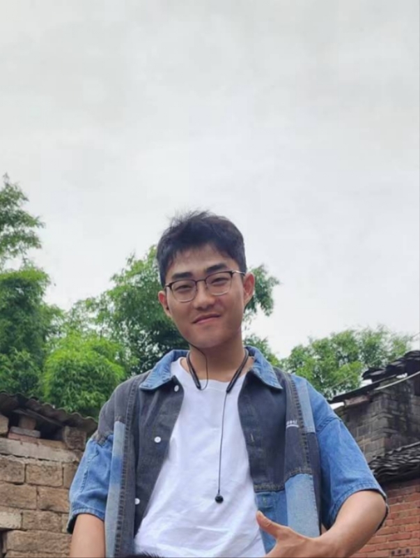 越努力越幸运的第一张照片--滨州相亲服务中心