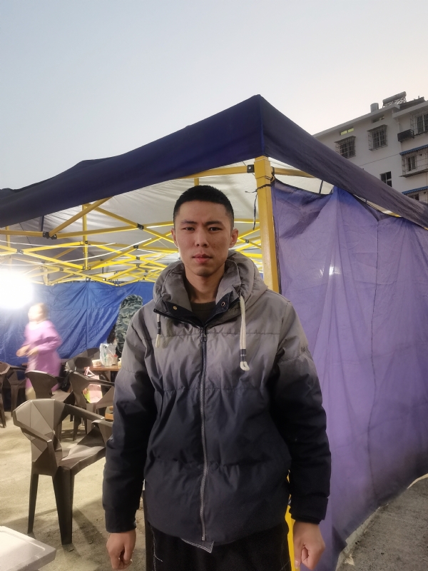 谁谁谁的第一张照片--滨州相亲服务中心