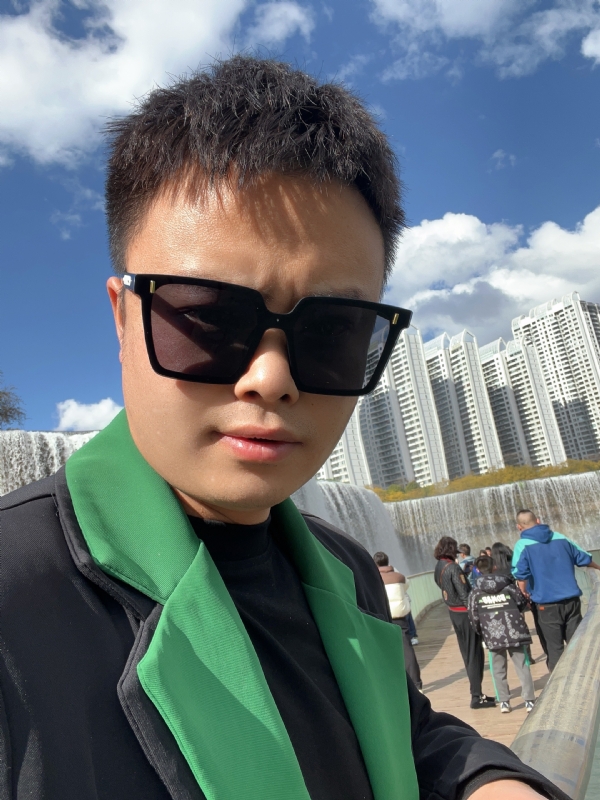 子阳的第一张照片--滨州相亲服务中心