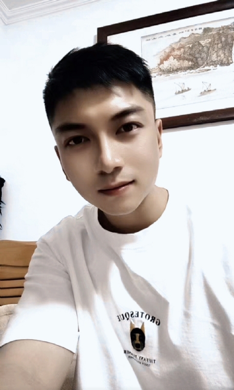 正直的火焰的第一张照片--滨州相亲服务中心