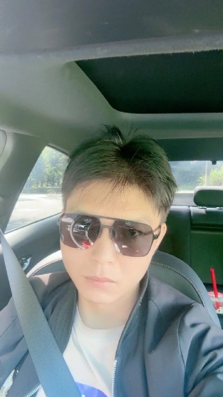 怀念的第一张照片--滨州相亲服务中心