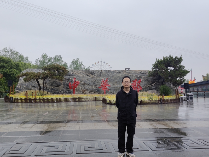 苏宾的第一张照片--滨州相亲服务中心