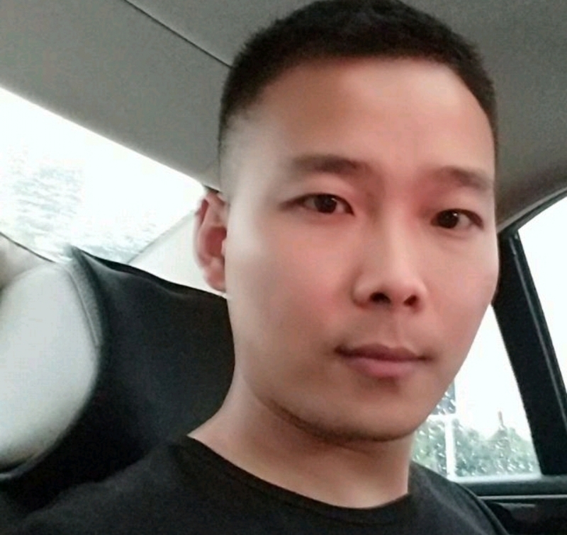 李先生的第二张照片--滨州相亲服务中心