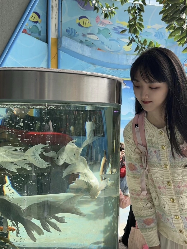 yiyi的第二张照片--滨州相亲服务中心